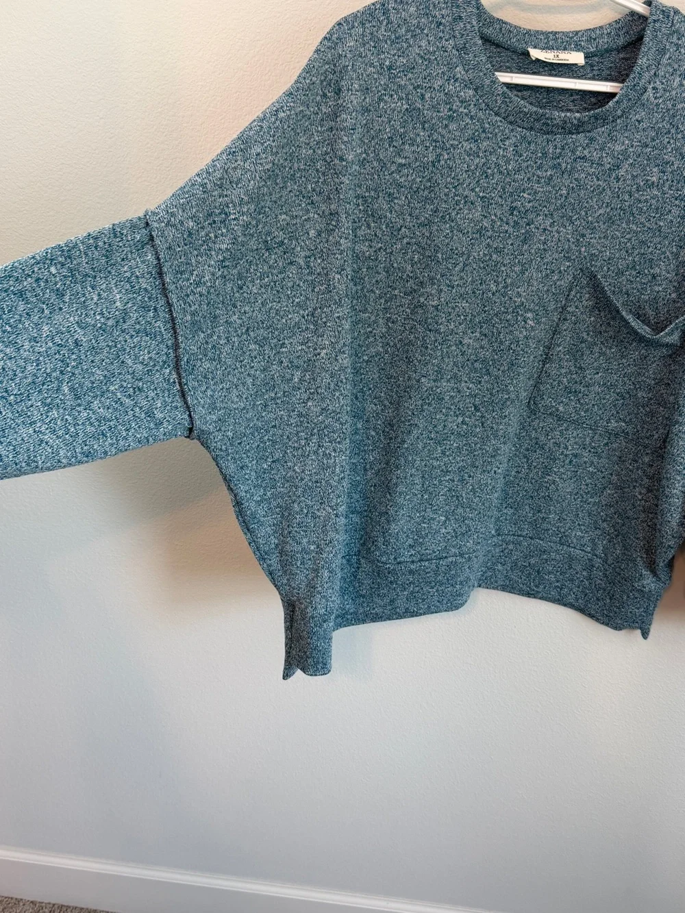 Zenana Outfitters Heathered Blue Crewneck Sweater